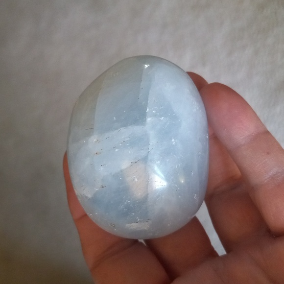 Natural Blue Celestite Crystal Palmstone. - Picture 2 of 5